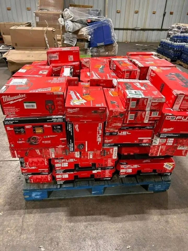 100-Unit Milwaukee Tools Pallet - Wholesale Medium Lot at $1,000