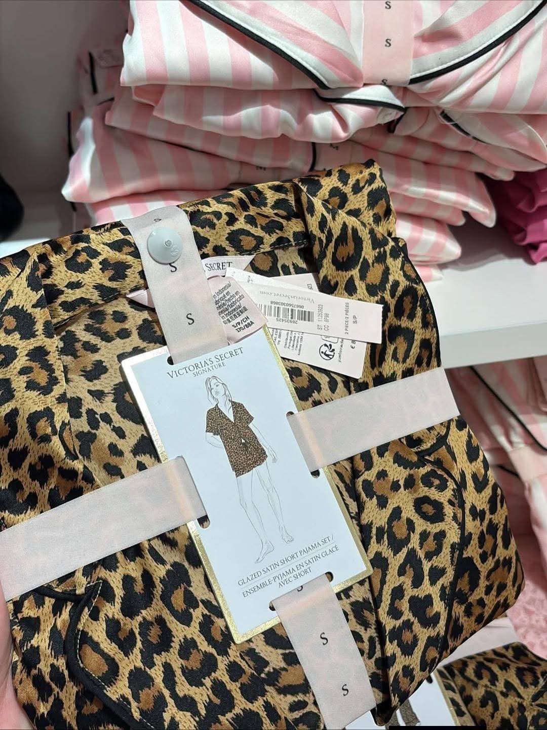 Wholesale Victoria's Secret Pajama Pallets | 200 Pcs Brand New Designer Sleepwear ($450) - Image 5