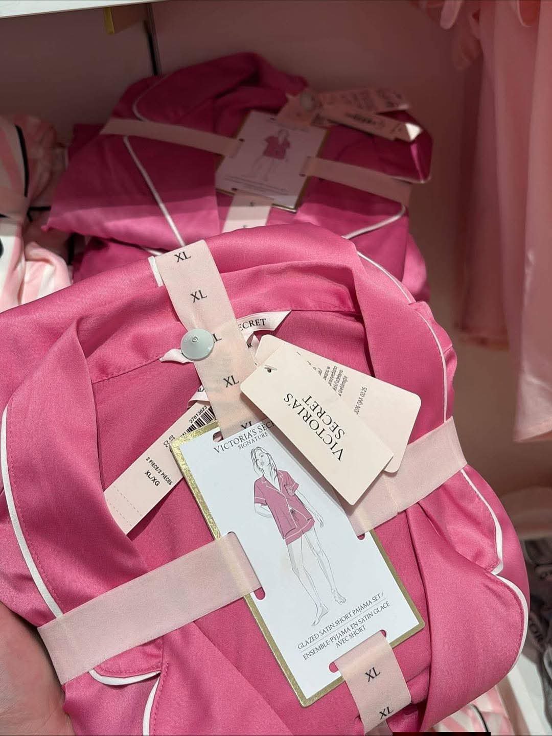 Wholesale Victoria's Secret Pajama Pallets | 200 Pcs Brand New Designer Sleepwear ($450) - Image 4