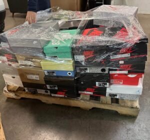 5 Reasons to Buy This Wholesale Sneakers Pallet for Profit