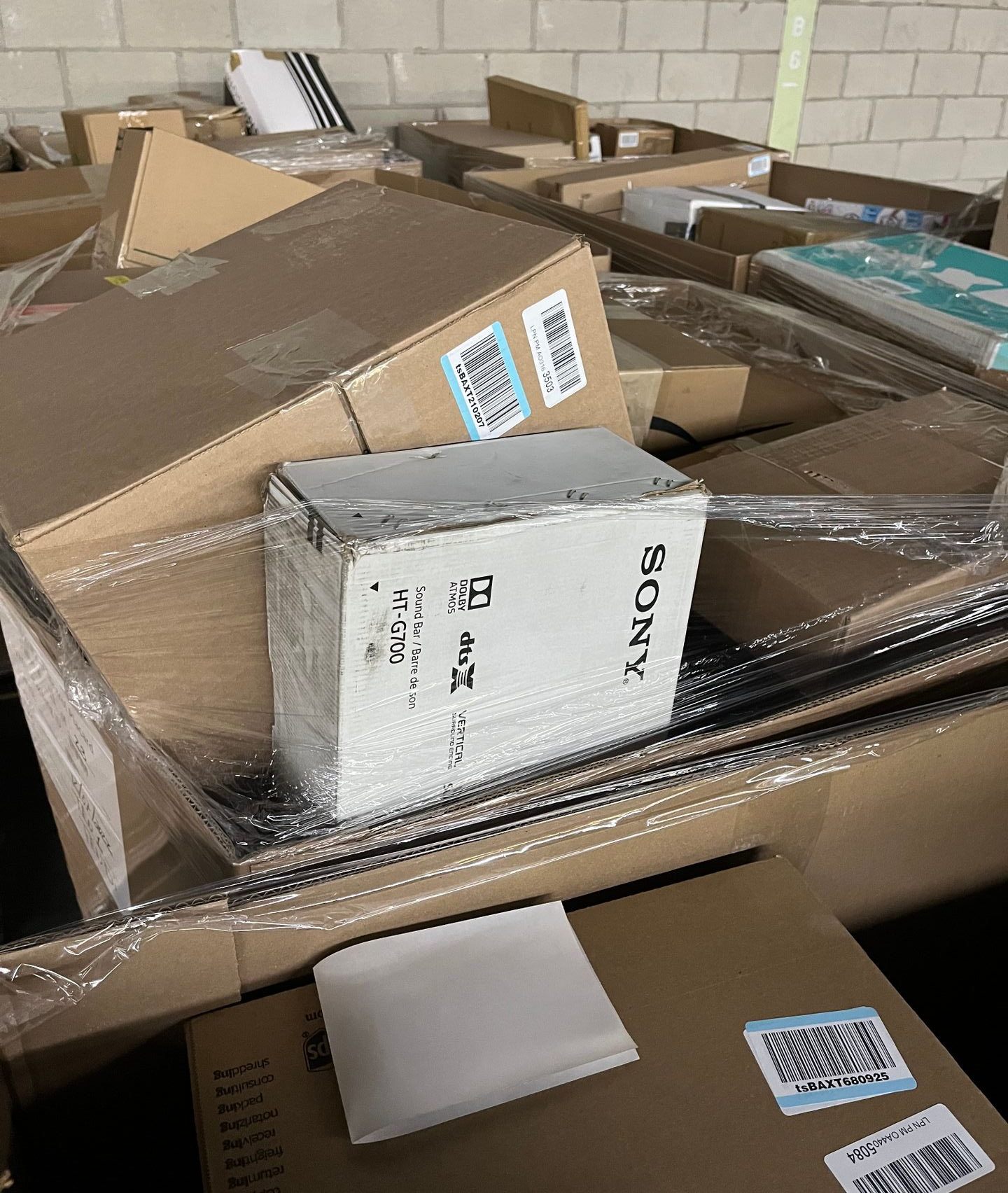 Amazon General Merchandise Truckload 2 — Wholesale 24-26 Pal