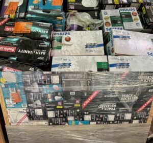 Buy 1 Home Depot Lightbulb Liquidation Pallet — Wholesale LED Load