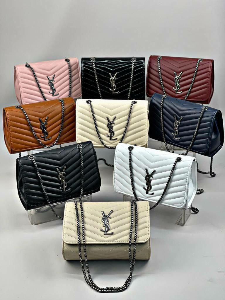 Buy 1 Women's Handbag Liquidation Pallet — 120+ Wholesale Purses