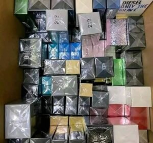 Buy a 200-Unit Mixed Perfume Pallet — Wholesale Fragrance Lot