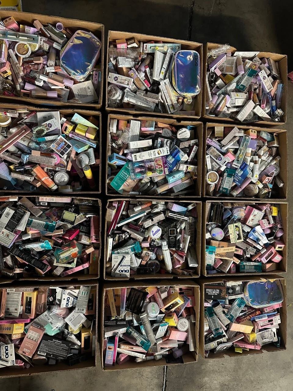 Buy a High End Makeup Liquidation Pallet - 200+ Beauty Items