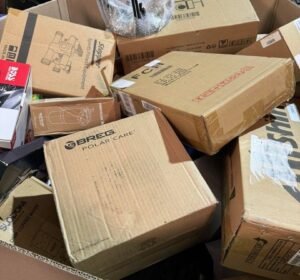 Buy Amazon Medium Items Pallet: 15-30 Super-Clean Resale Units