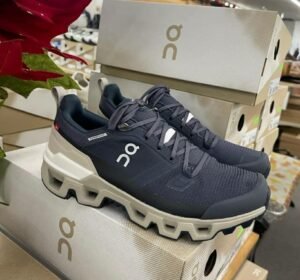 Buy Cloud Nova Shoe Pallet: 120+ Wholesale Sneakers to Flip