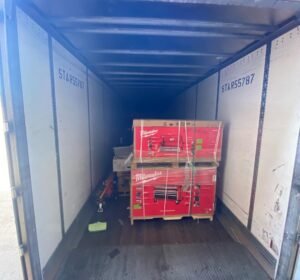 Home Depot Housewares Truckload — 800+ Items at Wholesale